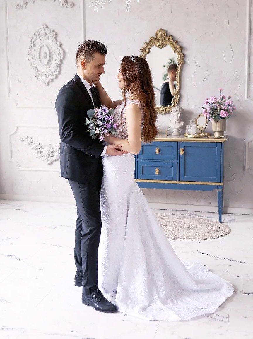 roma_teo's tweet photo. 6 лет! 

#теофэмили #роматео #годовщина #свадьба #teofamily #romateo #wedding #anniversary https://t.co/ADyFRU5hDQ