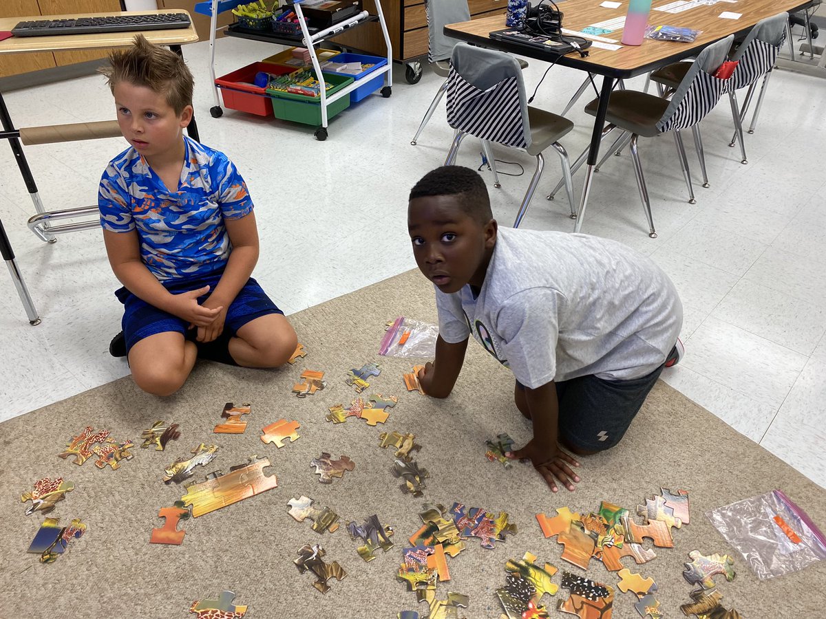 TweetinEagleLR's tweet photo. #thirdgradethinkers start their first morning in 3rd grade with the 5cs #communicater #collaborater #creator #criticalthinker #contributer to put together puzzles and then present how they relate to 3rd grade. #LRELEM #LCPS https://t.co/iZxaf8MvKJ