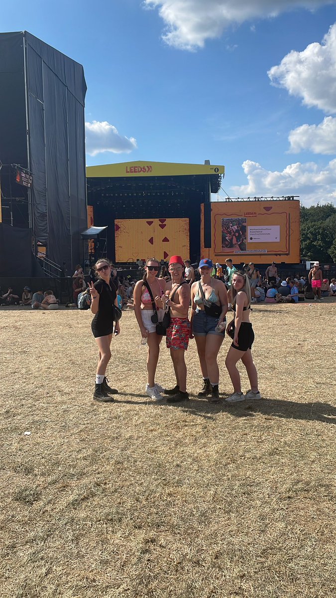 michaelurbann's tweet photo. Parmo Peo’s hoes can’t wait for that WAP #nomusiconadeadplanet #leedsfest https://t.co/zBglEWPMUU