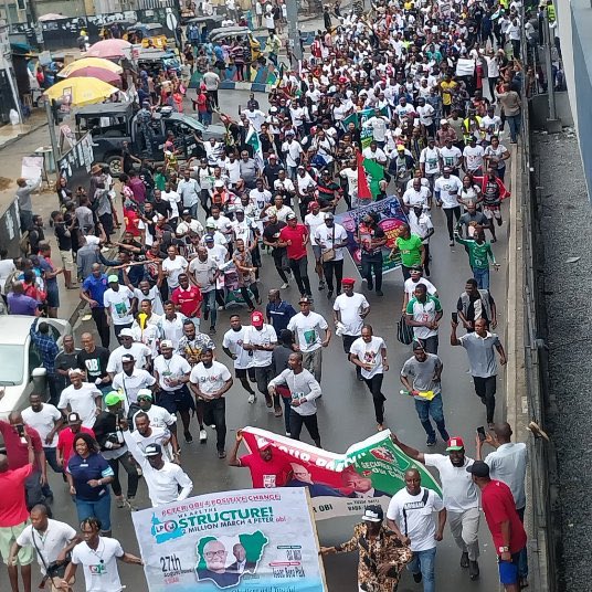 _MichGreat's tweet photo. They said it is only on social media they have power, Port Harcourt people proved them wrong under heavy rain.
Port Harcourt 2Million Match for Peter Obi 🤯🤯🤯
#peterobifor2023 #MichGreat https://t.co/KJD0eFGr7D