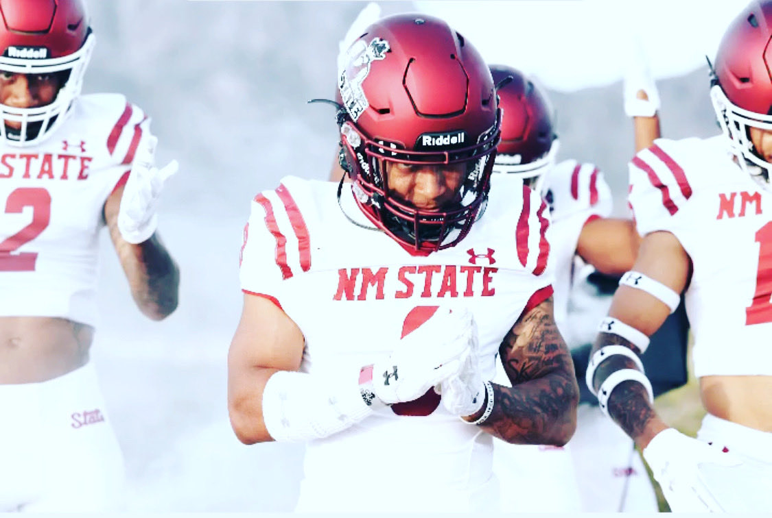 dresel85's tweet photo. ⁦@AndreSeldonjr⁩ everything happens for a reason you can’t be broken. New beginning start tonight win lose draw I’m proud of you.. ESPN2 10pm ET https://t.co/HEAaADWjWO