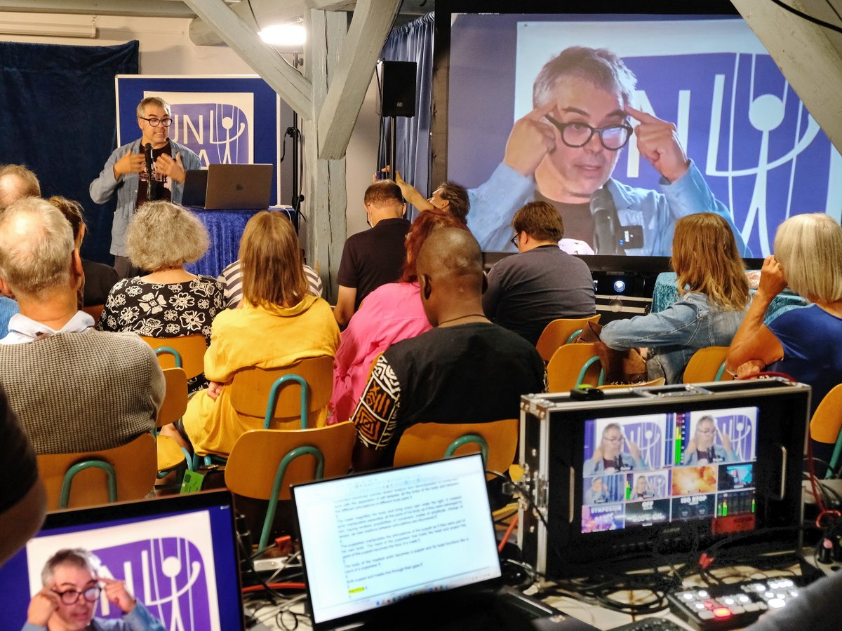 VDPVerband's tweet photo. Bei der 6. Deutschen Figurentheaterkonferenz in Northeim halten 60 Puppenspieler an diesem Wochenende ein Fachsymposium ab. In den teils international besetzten Vorträgen, Expertengesprächen und Diskussionsrunden geht es um die Besonderheiten des öffentlichen Raums als Bühne https://t.co/cZhihTdvH9