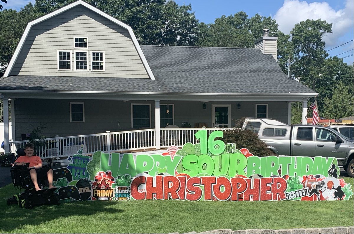 AngelasHouse's tweet photo. We were so blessed to be part of Christopher's 16th birthday!๐ โ
โ
Please join us in wishing Christopher a happy belated birthday.๐ฅณ
#ahli #angelashouseli #medicallyfragile #chronicallyill #littlemiracles #breakingstereotypes #beatingtheodds #differentabilies #EverydayWishes https://t.co/OhfUww1I75