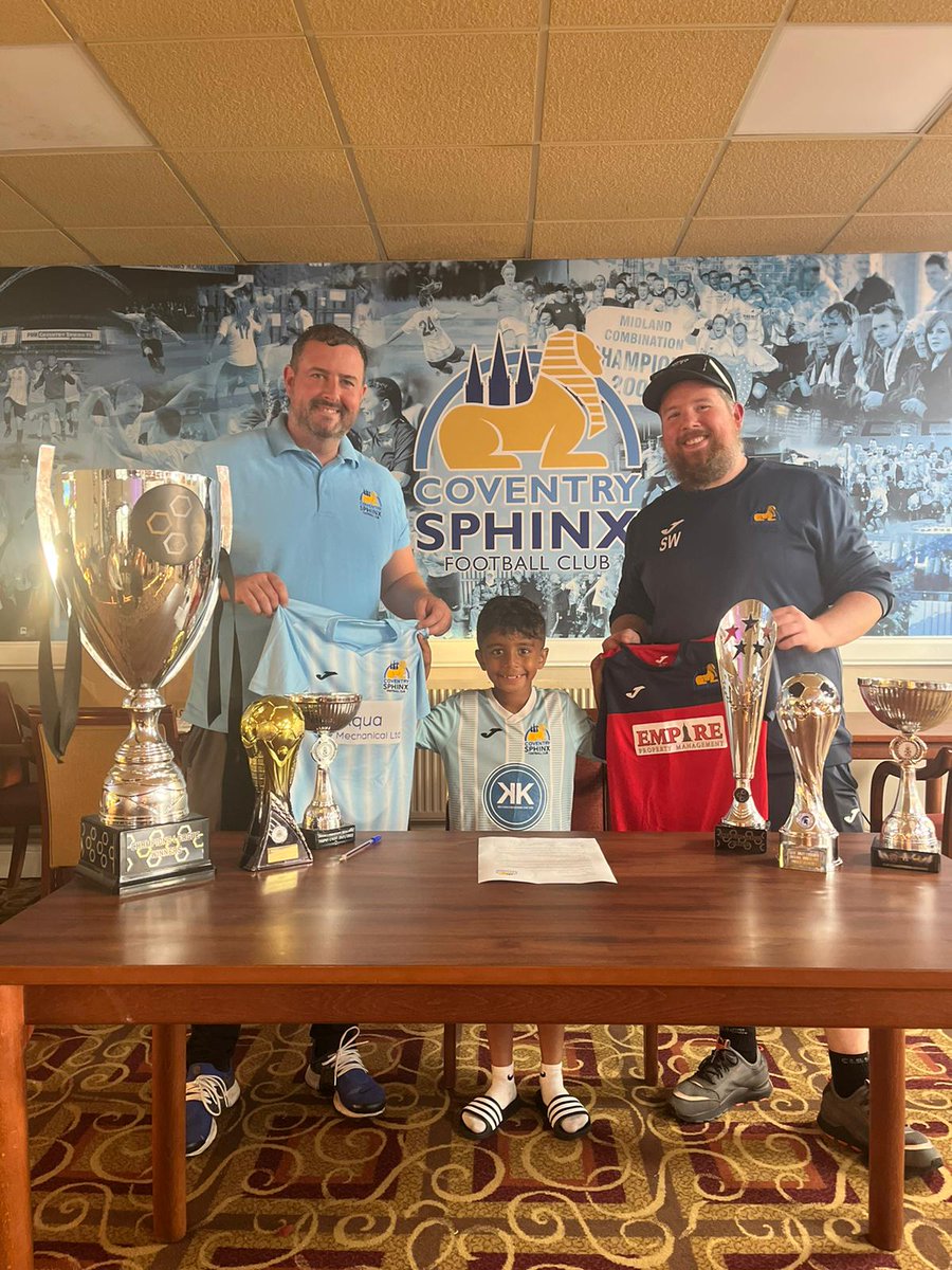 SphinxU9's tweet photo. Players Name: Harveer Mann
Shirt Number: 23
Favourite Team: Liverpool
#UTS 👊⚽💛 https://t.co/c2LNrcLvfP