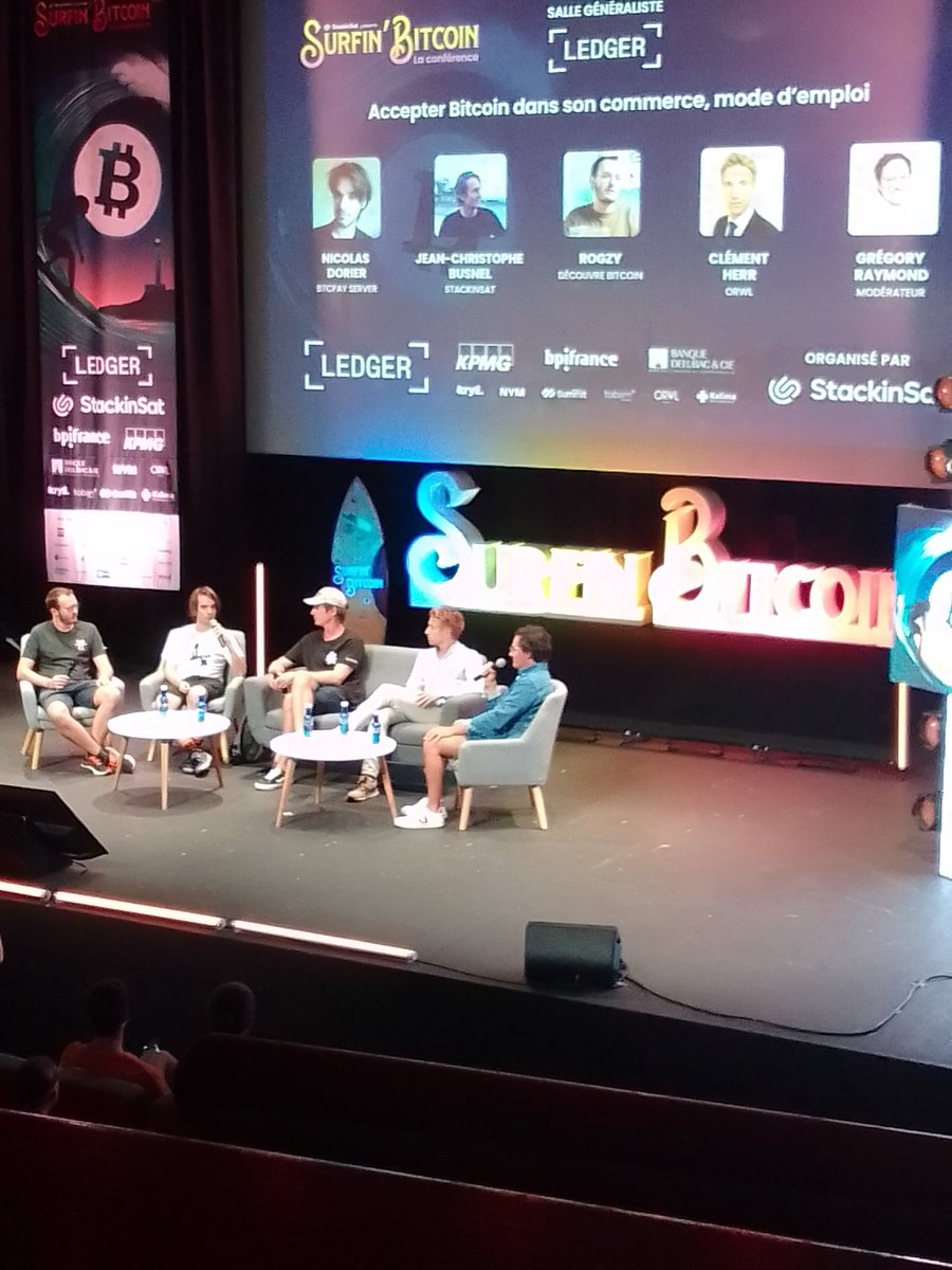 SurfinBitcoin's tweet photo. 🔔[PROCHAINE CONFÉRENCE] Salle @Ledger
Accepter Bitcoin dans son commerce, mode d’emploi

Speakers: @NicolasDorier (@BtcpayServer ), @jc_busnel (@StackinSat_FR)
Clément Herr (@ORWL_Avocats), @DecouvreBitcoin

Modérateur: @TheBigWhale_

#SurfinBitcoin22 #Bitcoin #ConferenceDays https://t.co/DbogqeOswP