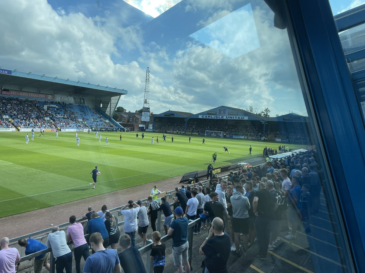 Sharon Crisp tweet media