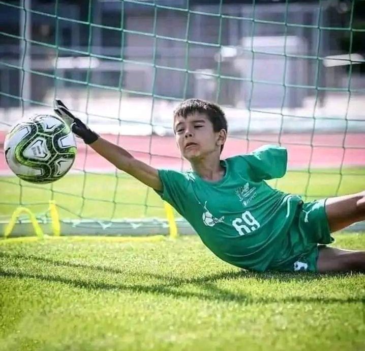 Ne passe pas sans ignorer si ta un coeur 😍😍😍😍
Le football c est plus qu un sport🙏🙏🙏 @KandaRoger1 <a href="/ebadjara/">ebadjara rubis mère chef</a>