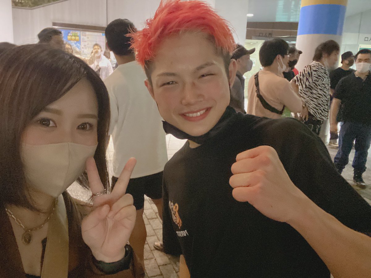 Msk0_0S's tweet photo. 颯大君の勝つ姿見れたの嬉しい🏆
#Krush140 https://t.co/lp4sIQlRoI