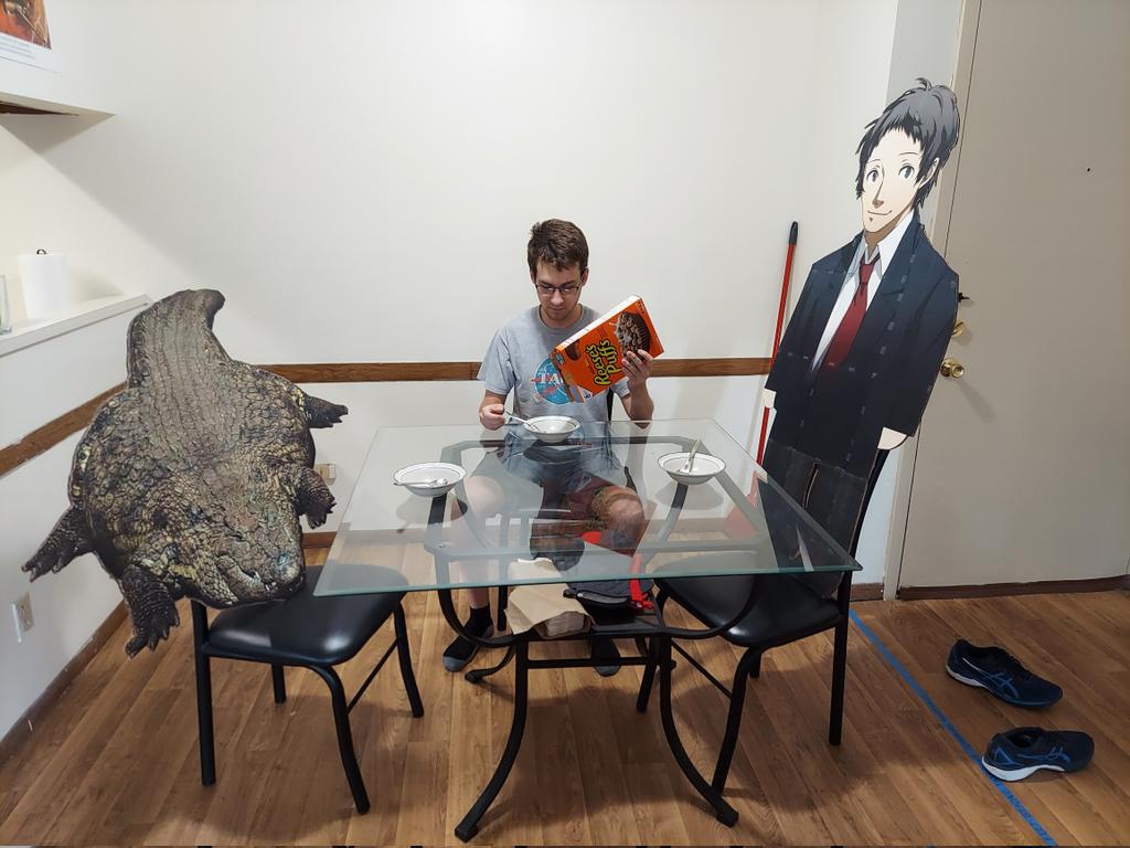 _ace_defective_'s tweet photo. Please, take a seat.

#persona #adachi #biglizard #flatfuck https://t.co/Phh6EcRecq