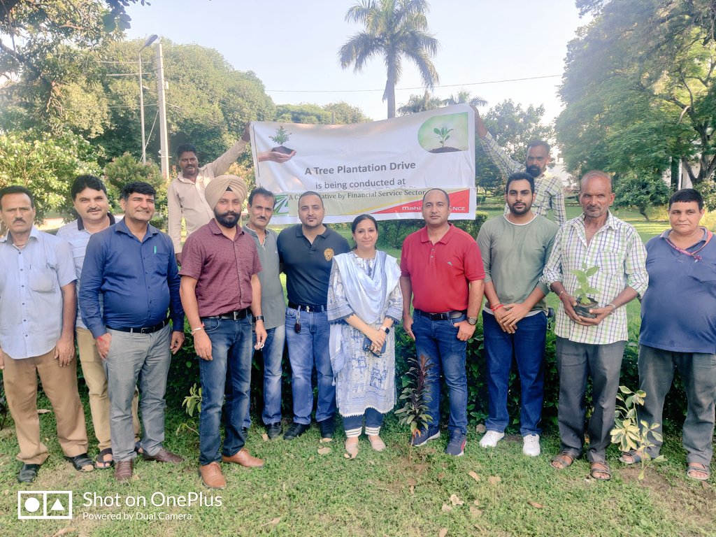HolyMaddy's tweet photo. As a part of CSR initiatives,  offcrs  from @MahindraFin, JK planted  fruit-bearing, herbal and ornamental saplings in the lawns of State Guest House Jmu. The  plantation drive was conducted under the overall supervision of JD, H&amp;P Jmu Mrs. Ansuya Jamwal @AnsuyaJamwal @thakur0705 https://t.co/70s40tYhx4