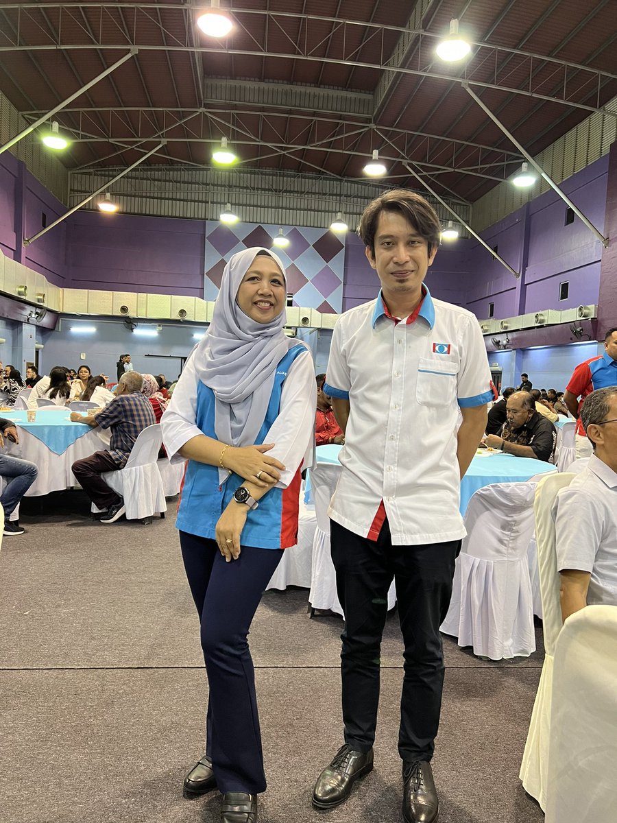 AliasMas's tweet photo. Bersama Ketua AMK @AdamAdli . Salam perkenalan dari saya, Masliza Alias, Ketua Wanita Cabang Kepong. #keadilan #semarakmerdeka https://t.co/oaHybwq8CB