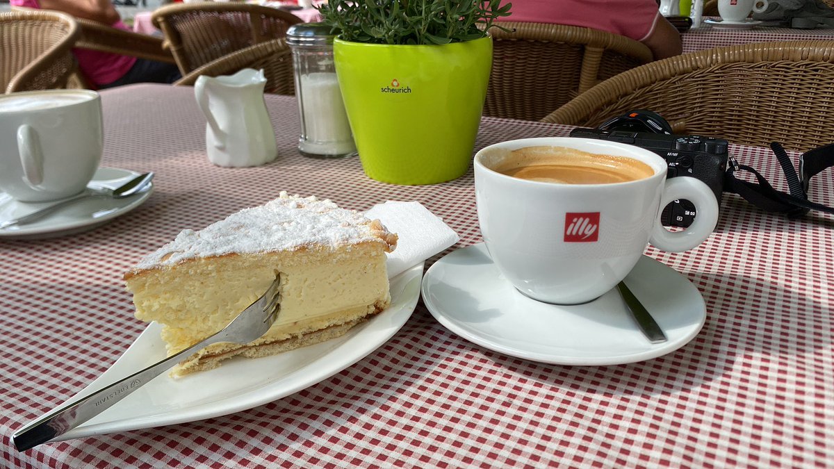 otrubel's tweet photo. Sehr leckere Käse Sahne Torte in #grassau https://t.co/WRDD2ZcnAr