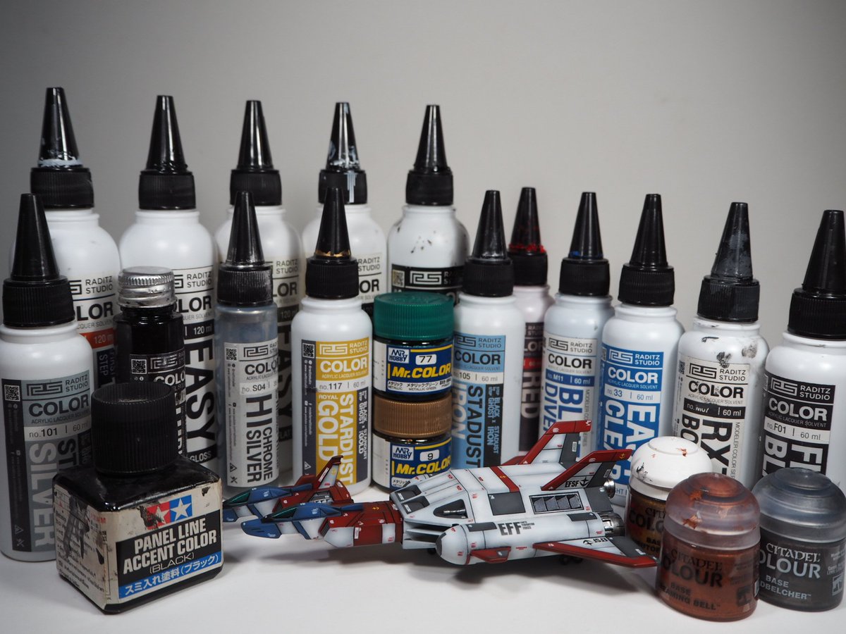 HobbyLifeStudio's tweet photo. Classic 1/144 Core Booster &amp; Core Fighter  

Finished!!! 
See you at AK interactive international competition Thailand 

#HobbyLifeStudio #WIP #Bandai #バンダイ #Gunpla #ガンプラ #Plamo #プラモ #Modelkits #機動戦士ガンダム #MobileSuitGundam #CoreBooster #EFSF https://t.co/xroWFRyuf7