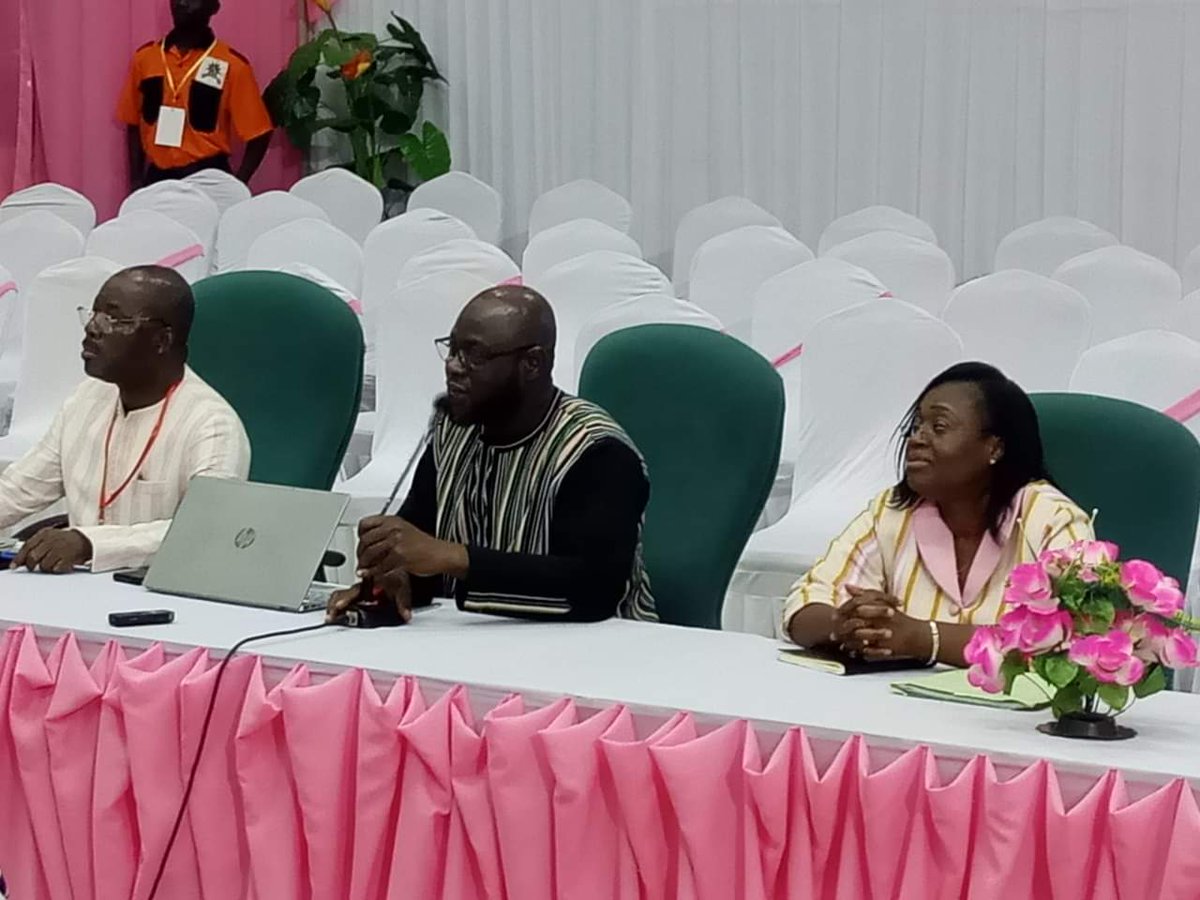 SmailaPr's tweet photo. #27/08/2022
Ouverture officielle de l'Assemblée Générale Constitutive du nouveau parti au centre national Cardinal Paul ZOUNGRANA. https://t.co/3rHi1yb8zv