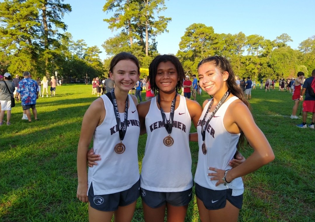 KHS XC - 3rd Place in girls division of Relay Hot xc relays 🏅🔥 <a href="/KHS_Cougars/">Kempner High School</a> <a href="/fbkempnertrack/">FBKempnerTrack</a> <a href="/KempnerABC/">KABC</a> <a href="/FBISDAthletics/">Fort Bend ISD Athletics</a> #WeAreKHS #alwaysinpursuit #khs_xc_grit #khs_gottarun