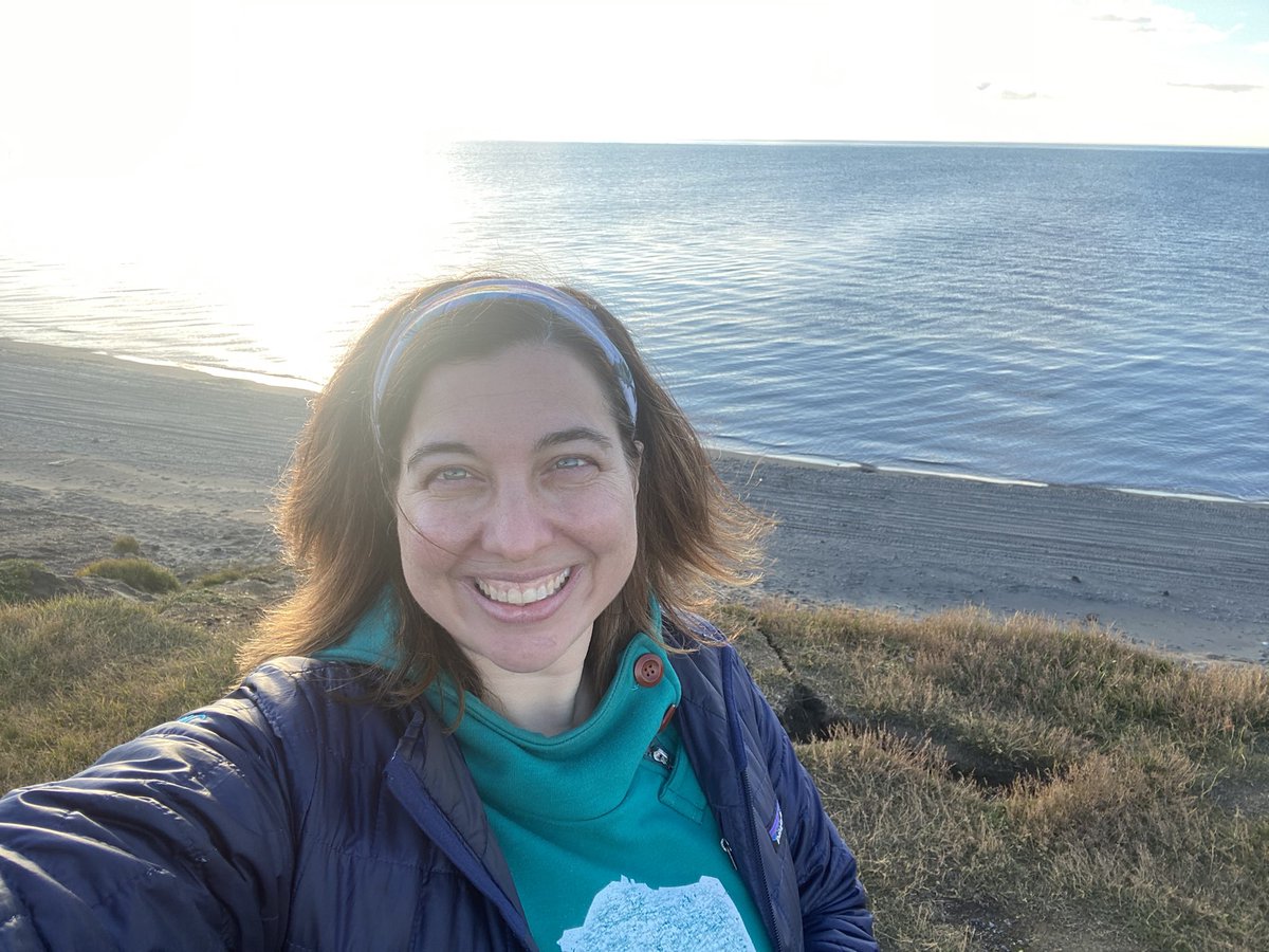 Hello from the top of the world! Teaching #ruraltrauma in Utqiagvik, Alaska… the Arctic Ocean in the background. #rttdc @acsTrauma