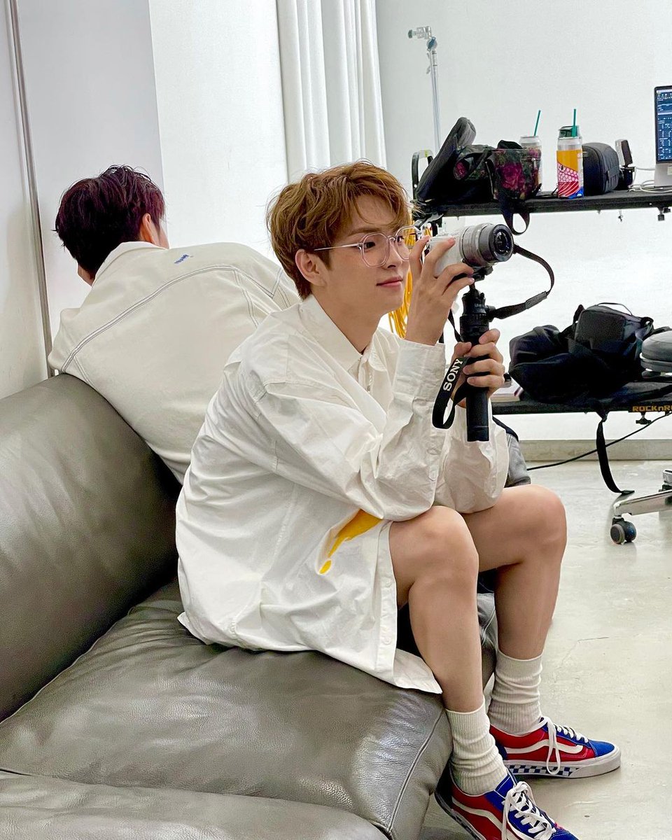 ghost9_ph's tweet photo. [220827 official.ghost9 IG]

🎈🐿🌼

#보조개강람쥐 #DimpledSquirrel
#LEEKANGSUNG #이강성
#GHOST9 #고스트나인 https://t.co/3IJ0IpFRGy