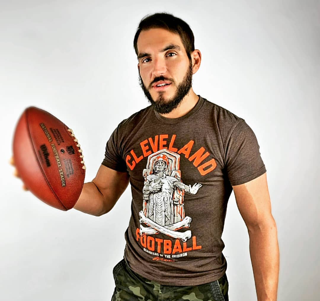 GarganoSource's tweet photo. Daily Photo #JohnnyGargano #JohnnyWrestling #WWE #WWERAW https://t.co/QFREUQjt99