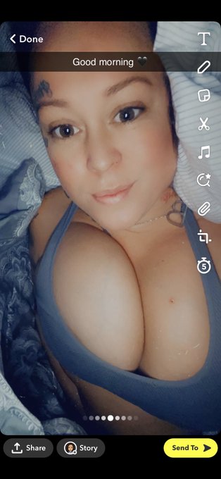 Good morning 🖤 https://t.co/gkrfC66K0a