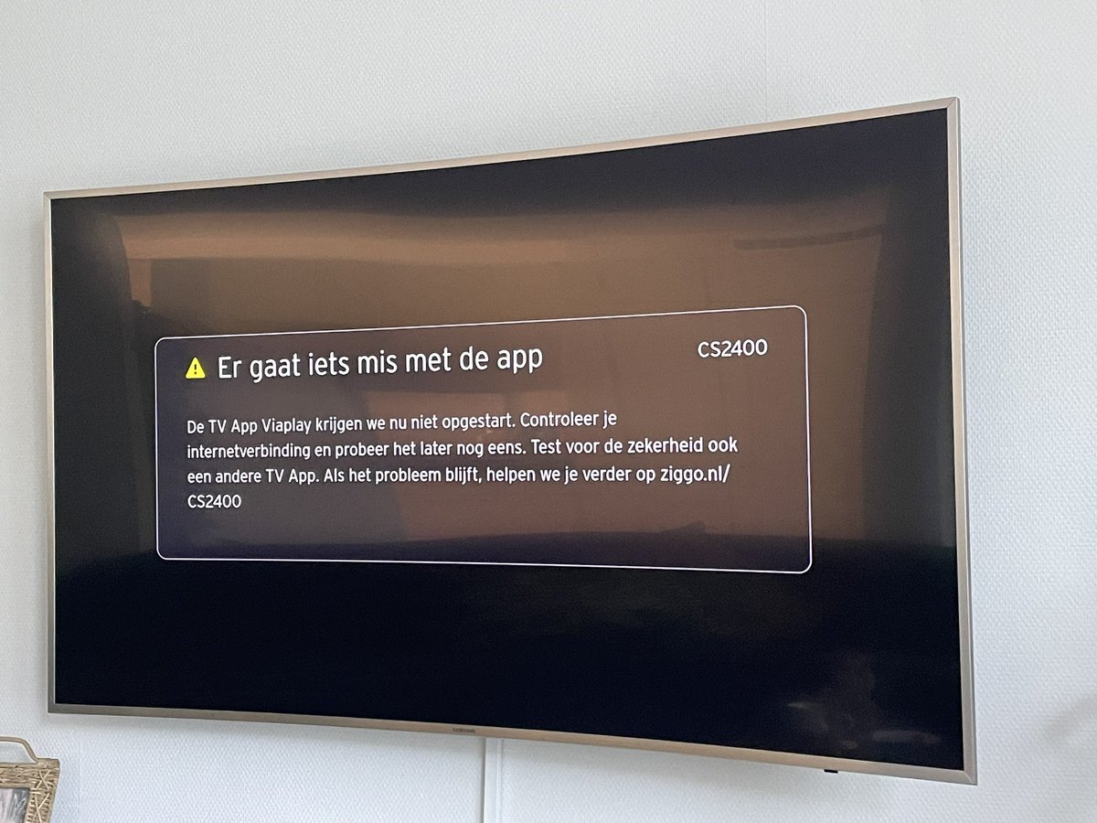 smugglerNL's tweet photo. @ArnoldMeijer @viaplaysportnl Ze verwijzen naar ziggo.  🙄 https://t.co/0iWbB48Syz
