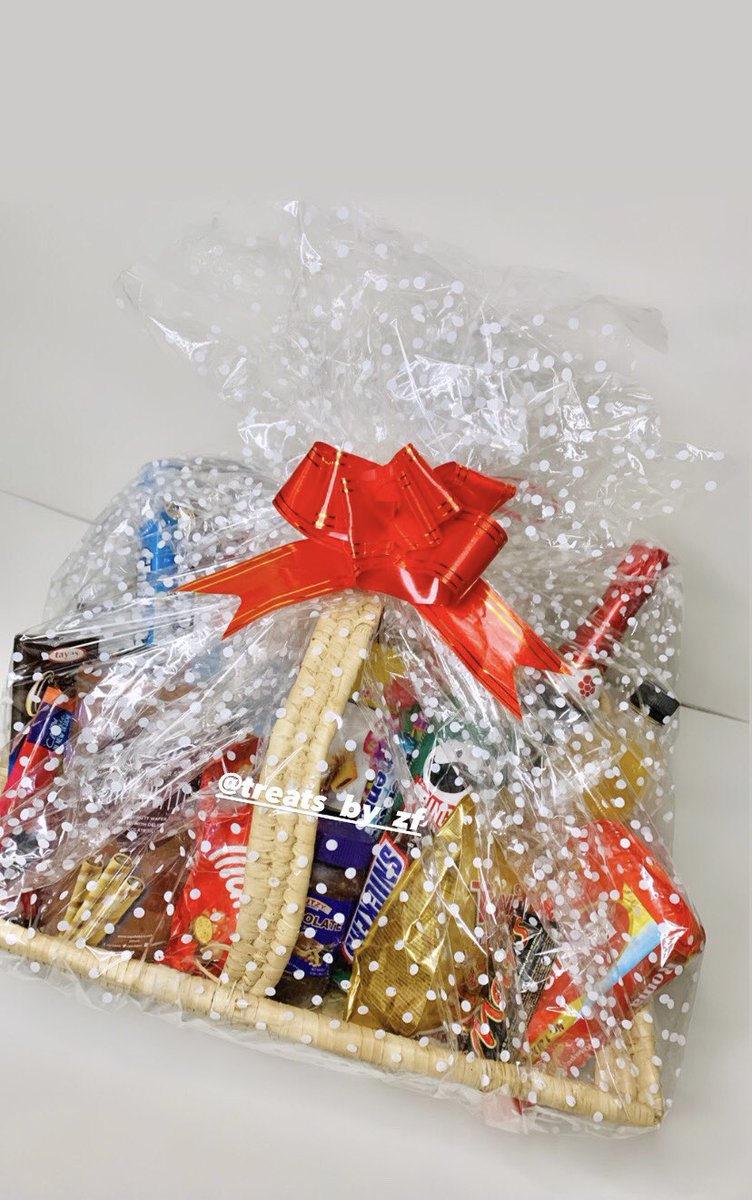 Treats_by_ZF's tweet photo. Don’t scroll without retweeting pls🙏

Looking for what to gift out? Say no more as Treats_by_ZF is here with an incredible package ✨🎁

📍kano 
Price: depends on your budget https://t.co/pdcTR282m1