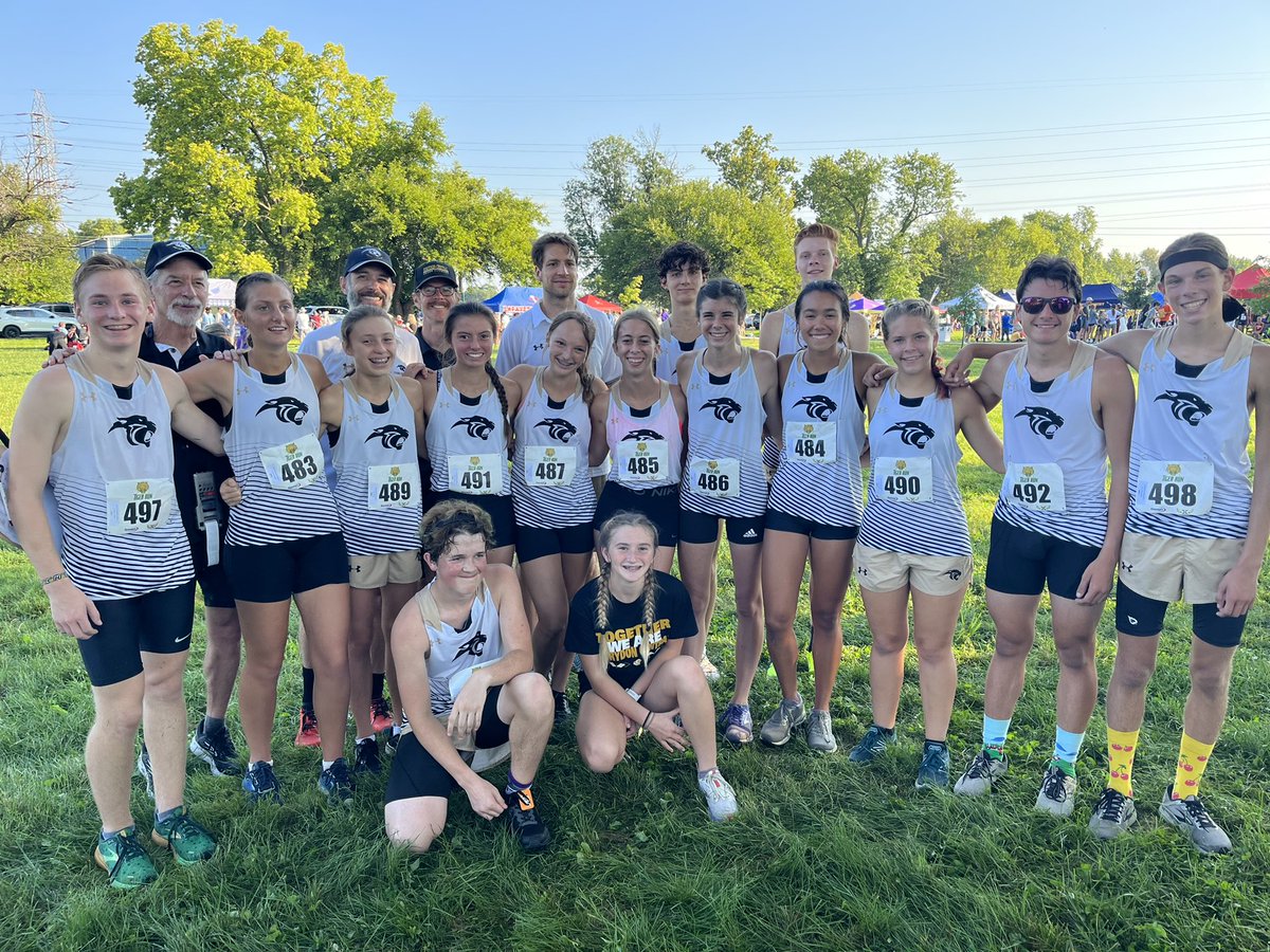 CorydonXC_Track's tweet photo. Awesome morning in Louisville! Girls coming home in 2nd place out of 22 teams w a fantastic race! Guys ran in a tough field finishing 22nd out of 30 teams. 3 PRs and 3 SBs and a ton of hard work and competitive running! #PantherPride https://t.co/hsHspIqcGH