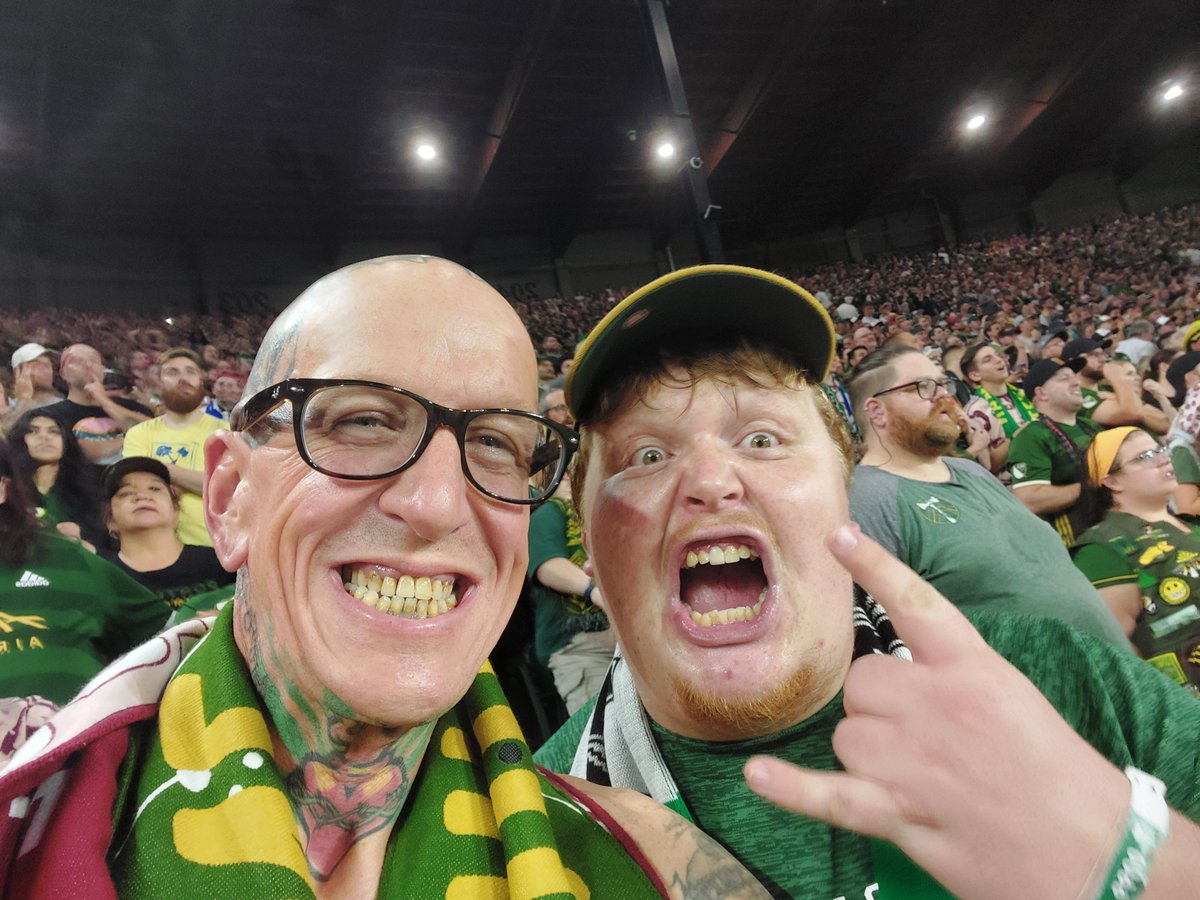 Overkill_Phil's tweet photo. Let's go Timbers #timbersarmy #portlandtimbers #fuckseattle #seattlesounders #MLS #footballsupporters #soccerhooligans https://t.co/SmgAy23cPx