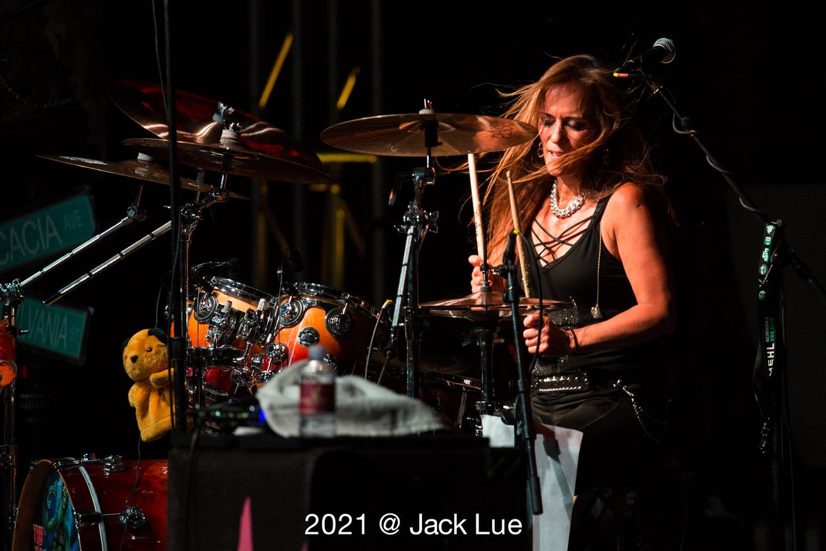 Thank you Potawatomi Hotel &amp; Casino for the great night last night!\m/ \m/ DON’T LET THE PARTY DIE! We are in Duluth, MN tonight!
8/27 - Tribute Fest at Bayfront Festival Park 
Duluth, MN 
—————————
8/28 - Crystal Grand Music Theatre 
Wisconsin Dells, WI

#Paiste #DWDrums