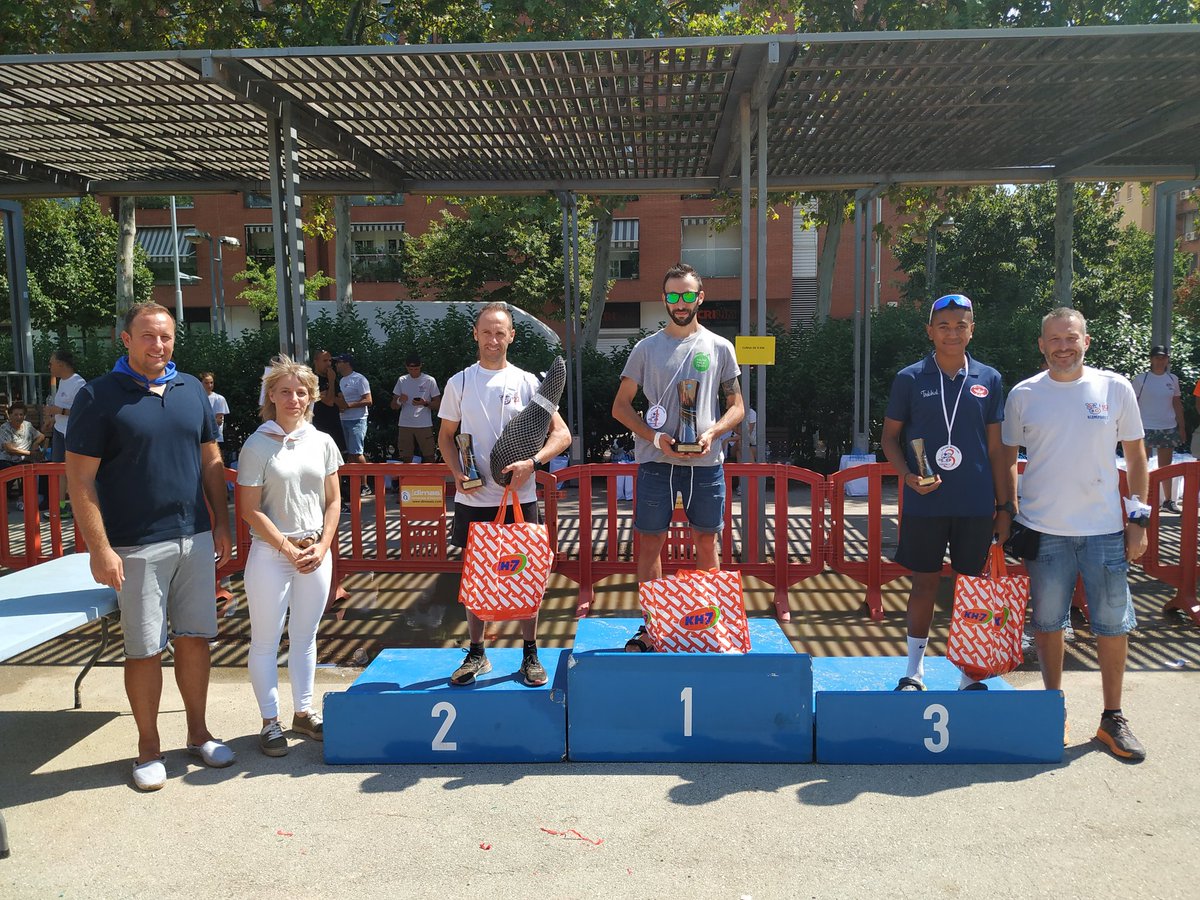 correllets's tweet photo. Enhorabona als i les guanyadores del #correllets2022 , una edició amb més de 800 participants amb moltes ganes d'esport 🏃‍♀️i festa! https://t.co/hGg1k2r2QZ