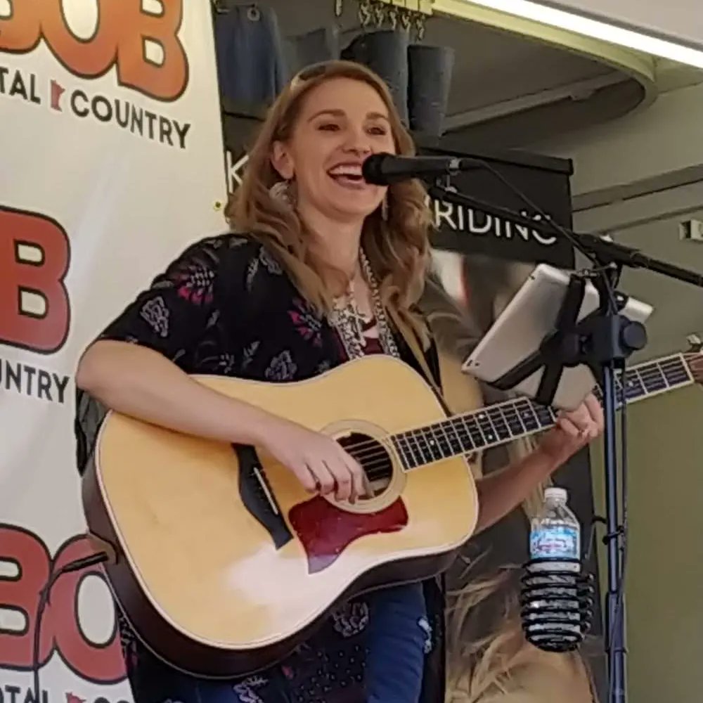 KristineWriding's tweet photo. Super bummed that I am missing the @mnstatefair this year! 😢 This is my favorite time of year &amp; it is always so much fun to sing on the @MyBOBCountry Stage, the Saddle Up Stage &amp; see all of YOU! 🙌 If you are headed the the Fair this year have a fantastic time! #saturdaymood https://t.co/Ta91arzS3R
