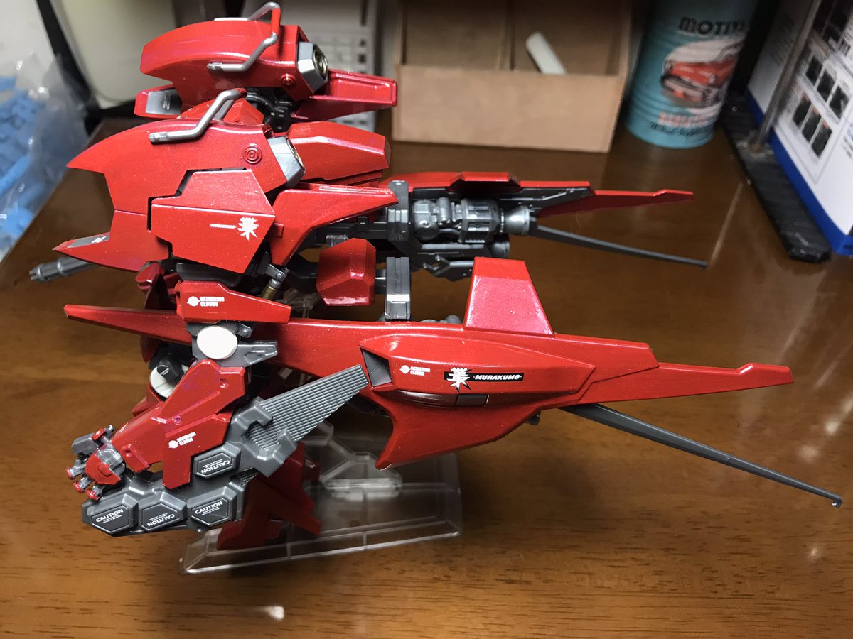 naruki58578269's tweet photo. A.R.K. CLOUD BREAKER 01 
叢　完成‼︎
赤いパーツをメタリックレッドに塗り、シリンダー、指はガンダムマーカーゴールドで塗りました。どうなるのか心配でしたが、なんとか完成させる事ができました。 https://t.co/j82PNjTihI