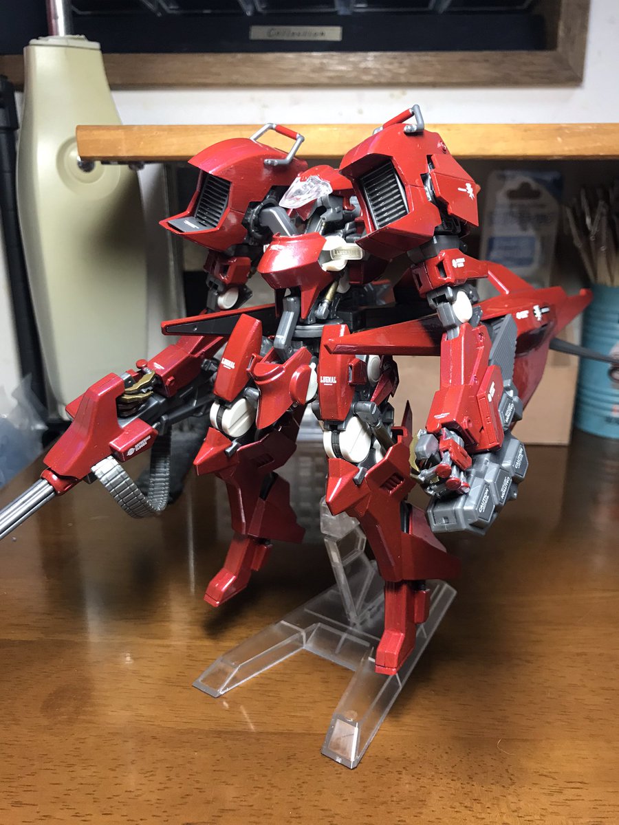 naruki58578269's tweet photo. A.R.K. CLOUD BREAKER 01 
叢　完成‼︎
赤いパーツをメタリックレッドに塗り、シリンダー、指はガンダムマーカーゴールドで塗りました。どうなるのか心配でしたが、なんとか完成させる事ができました。 https://t.co/j82PNjTihI