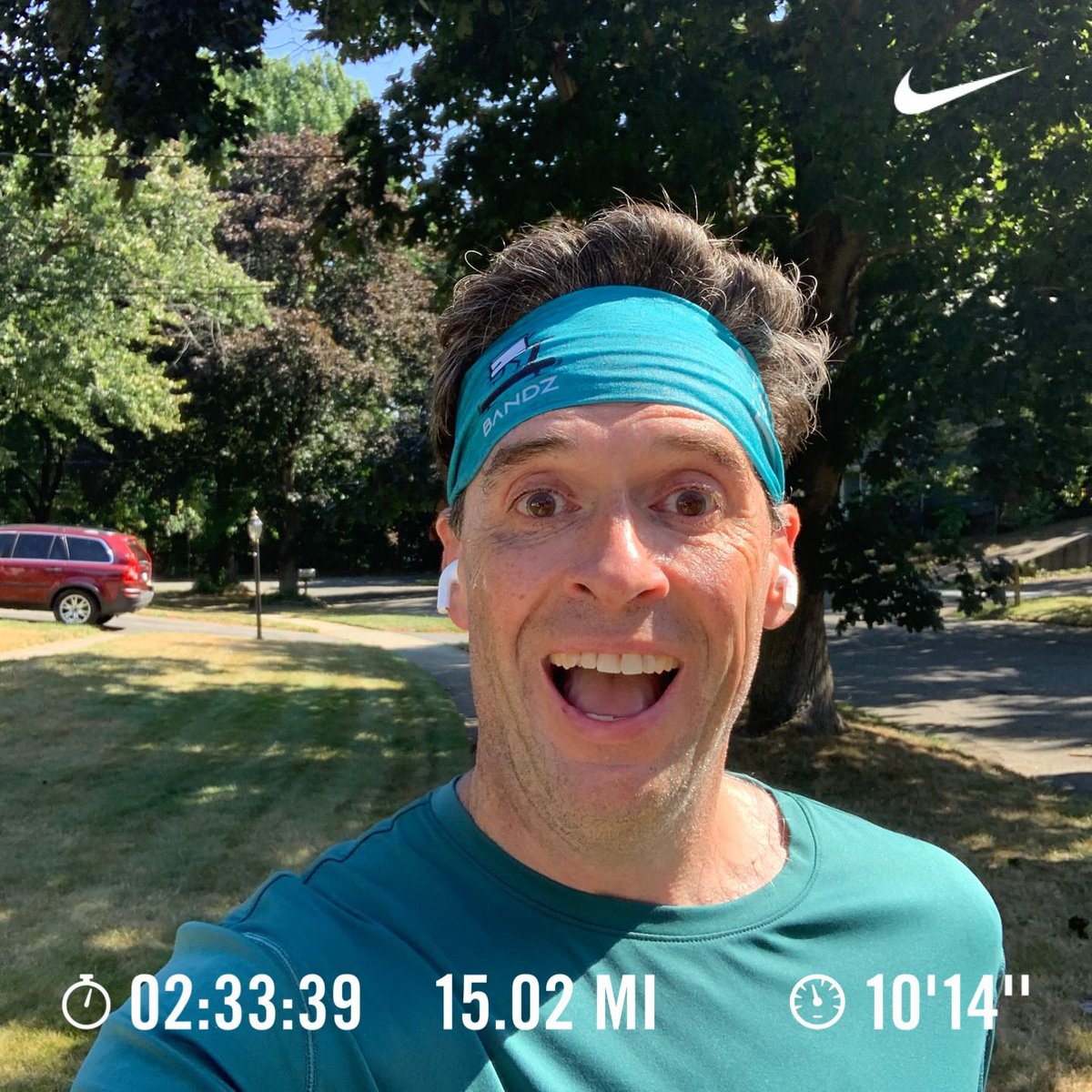 dmv1332's tweet photo. Ran 15.02 miles with Nike Run Club that’s a cry for help! As my butt is cooked!! Time for fluids stretching soccer nap and then the beach #randibandanas #teamrandibandanas #beachlife #fluids #strerch #cooked https://t.co/S5ac1N7yZC