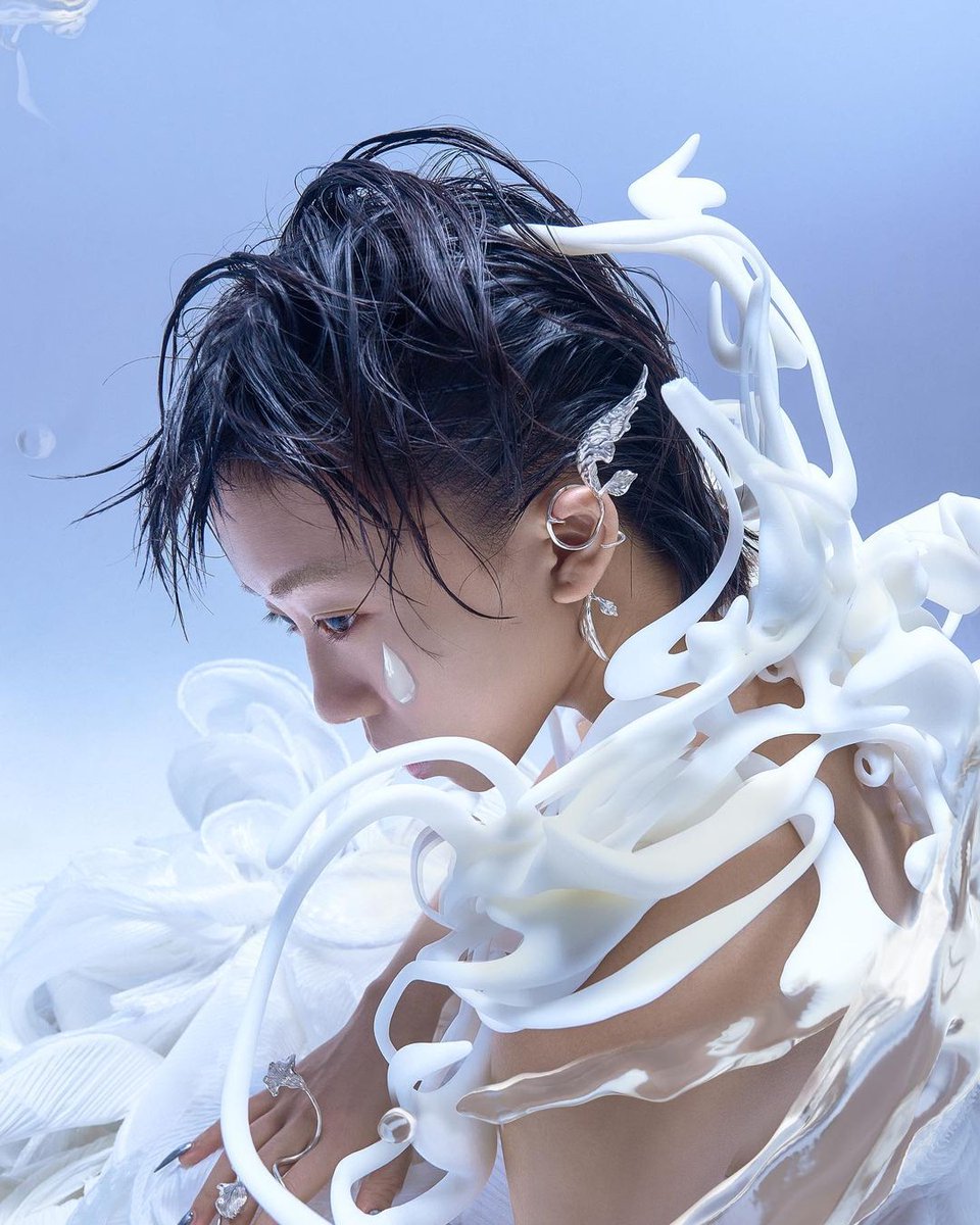 artpiles's tweet photo. xiao yang for prestige hong kong february 2022 the future issue https://t.co/oazlcq0TaB