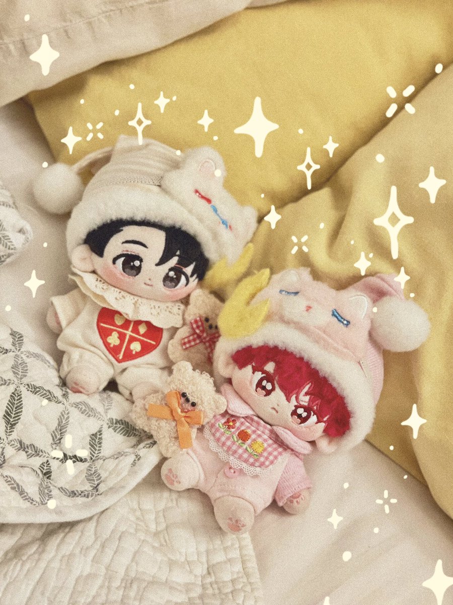 BOSONGHH's tweet photo. 🤍 #보송현헌 15cm
🤍 #보송현헌 20cm

🎨 도아너 @ tkf_som 솜살님
📚 1차 BL소설 <디스 러브> 속성 솜인형

공구 없이 지인 소량복제 한 솜인형으로
양도, 교환, 무료나눔이 불가능한 인형입니다! https://t.co/YtgNe1RNmB
