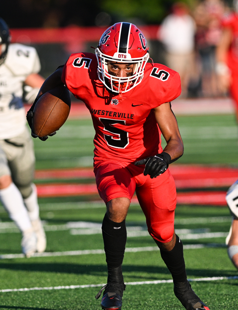 In the Battle of the "Ville, <a href="/WSHSWildcatsFB/">WSHS Football</a> uses <a href="/phillips_nasir/">Nasir Phillips</a> and a dominant defense to pound <a href="/WCHS_Football/">WCHS 🏈 Warhawks</a>. <a href="/Athletics_WCHS/">WCHS Athletics</a> <a href="/coach_christ/">Coach Christ</a> <a href="/jaystingwinn_/">Jaystin Gwinn</a> <a href="/DrewGoff04/">Drew Goff</a> <a href="/EthanJHanna/">Ethan Hanna</a> <a href="/SouthWildcats/">Westerville South Athletics</a> 
bit.ly/3CBu133