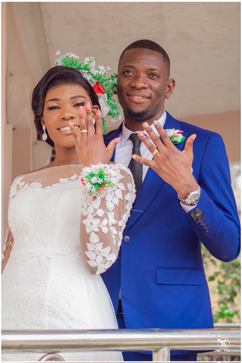 J'ai entrepris pendant deux ans et je me suis mariée,  la RDC est un pays des merveilles <a href="/fashi13/">fashi</a> je crois en vous 🙏🙏🙏
Laissez un ❤️ pour la patrie ! <a href="/pakonss/">Patrick Pakonss'</a> @KandaRoger1