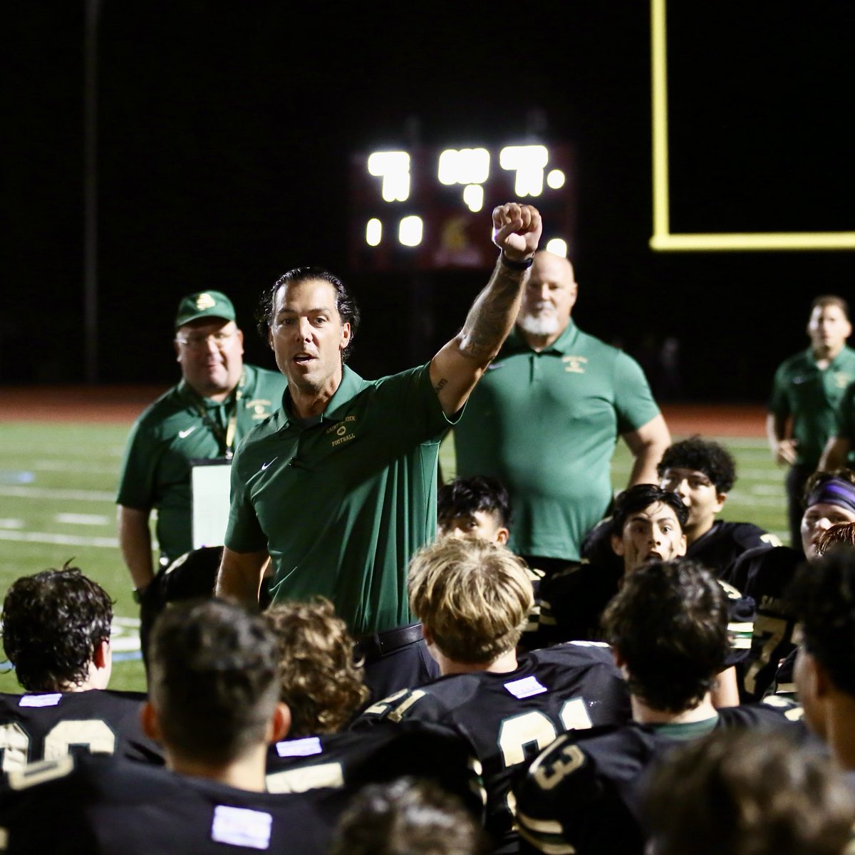 Shamrocks Win a thriller over St. Ignatius as Luke Mertens ‘94 captures his first win as Shamrocks Head Coach. Congratulations to the entire program. #shamrockpride ⁦<a href="/LukeMertens/">Luke Mertens</a>⁩ ⁦<a href="/StPatrickFB/">Saint Patrick Football</a>⁩
