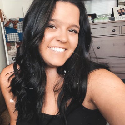 chelscaperton's tweet photo. #NewProfilePic https://t.co/mBqENfbYrZ