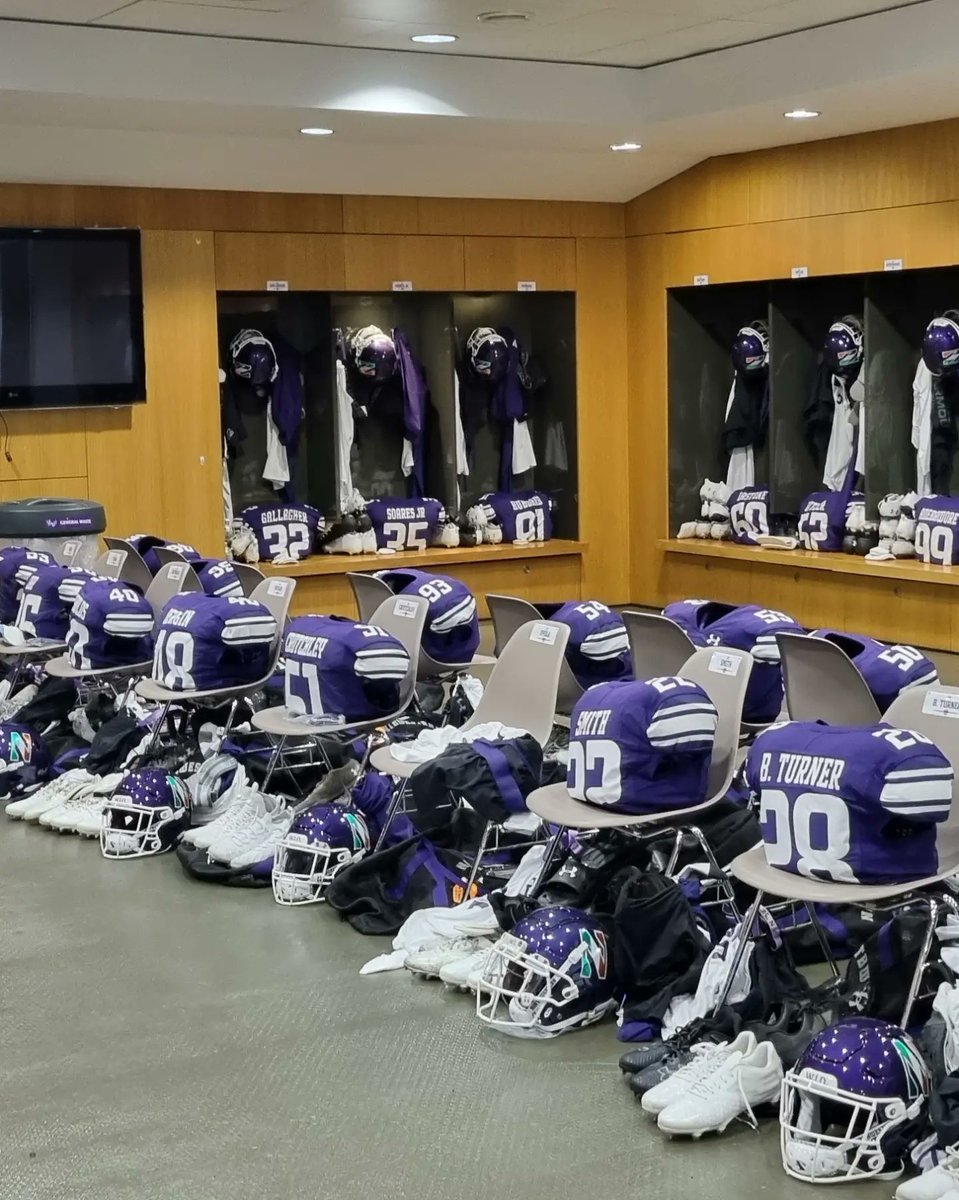 InterflowLogis's tweet photo. The engine room with @mi_valentine78 @NUFBFamily @cfbireland https://t.co/rJ6qmqztMJ