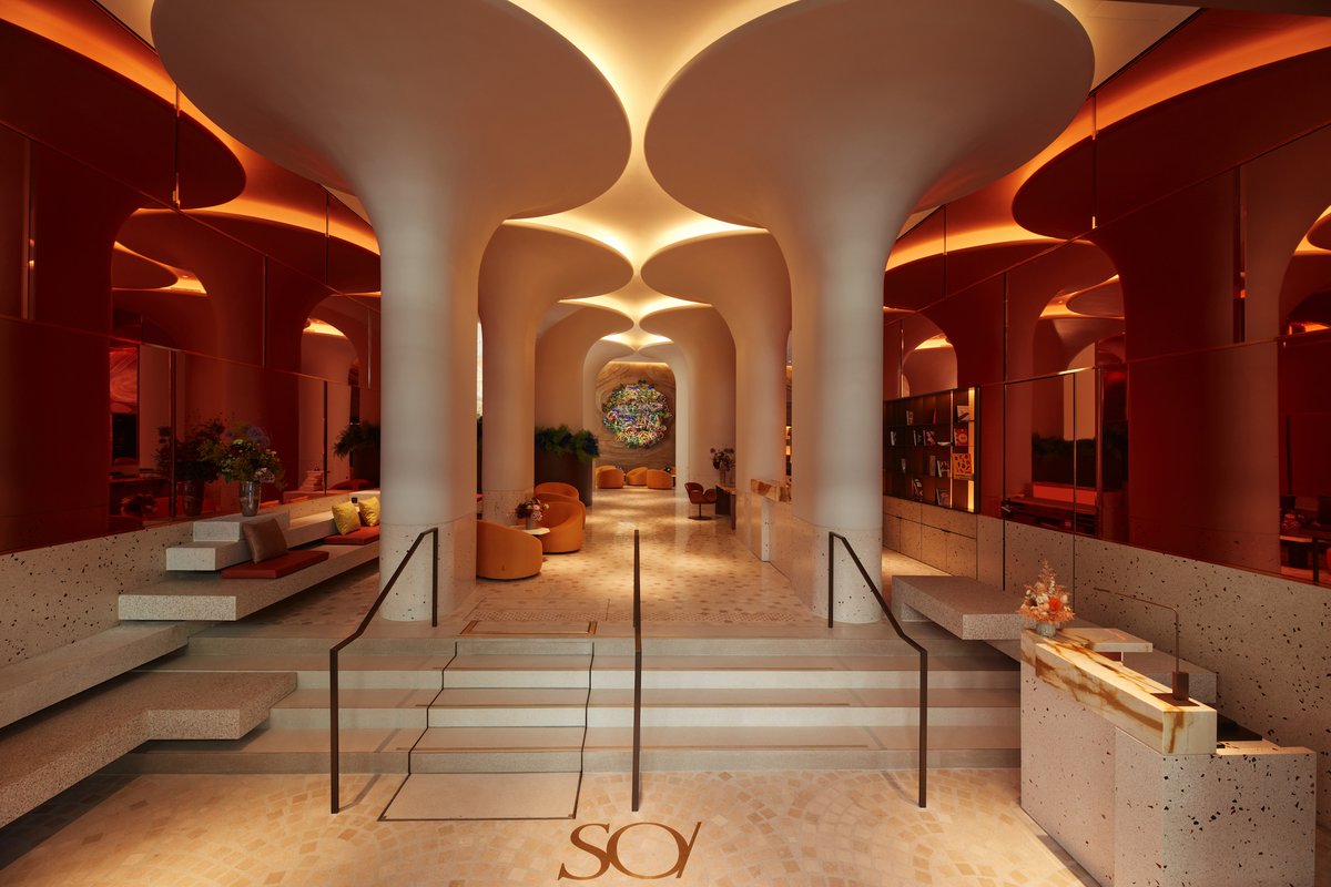 cppluxury's tweet photo. SO/ Paris, a game-changer in Paris’ luxury hotel sector – exclusive interview with Stefan Viard, General Manager
https://t.co/e102RwbMjn
#SOParis #SO_Paris #Ennismore #Accor #Paris #lifestyle #luxurylifestyle #luxuryhotels #designhotels #CodageParis #BonnieRestaurant @Accor https://t.co/xfGmCR9lAO