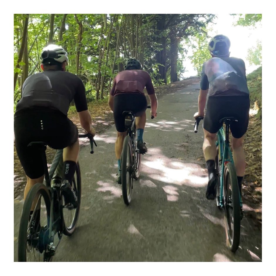 jferg_76's tweet photo. Saturday Gravel Part I #gravel #saturdaysocial #ridingwithfriends https://t.co/JoWdevT962