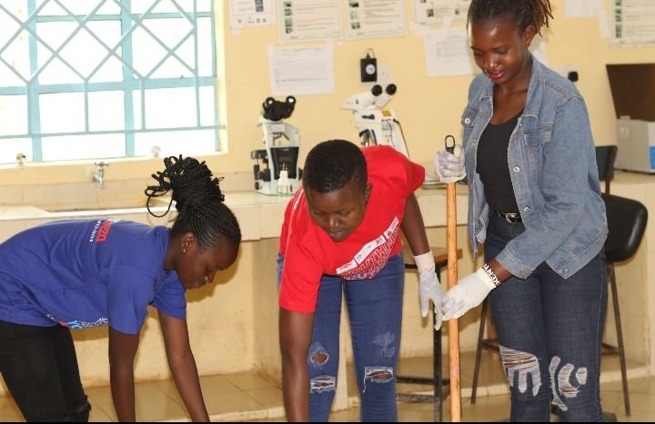 brown_wonder's tweet photo. What's your biggest flex? Mine is being able to serve the community. Earlier, with support from @elfafrica1 ,@LEAPAfrica ,@DowNewsroom ,@YACHMigori ,we conducted a clean up and tree planting exercise at Kehancha Level IV Hospital #YouthfulandUseful #Tunaweza #ELFat10 #YDOS2022 https://t.co/70lr6o2Q7q