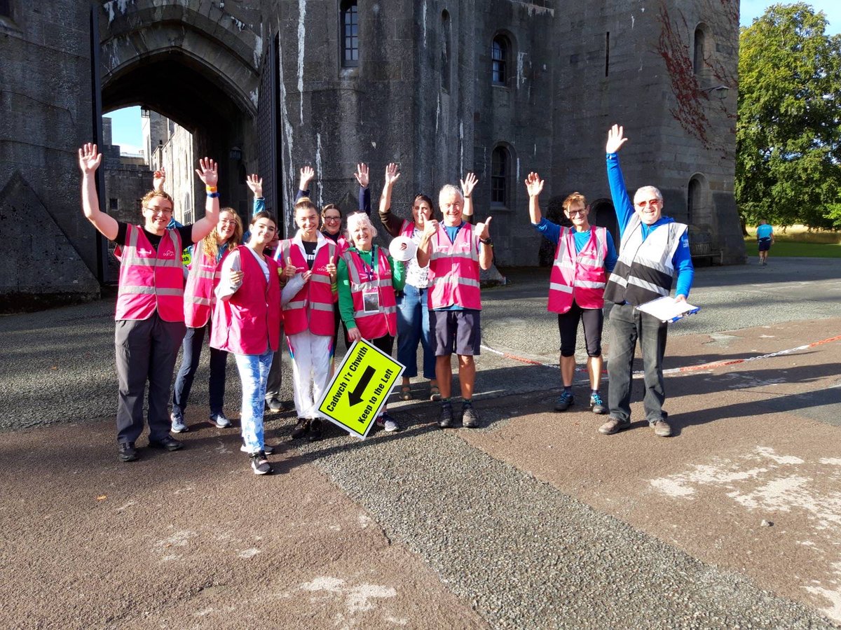 Thank you to our hi-viz heroes at <a href="/penrhynparkrun/">Penrhyn parkrun</a> this morning. A sunny runny walky day @NTPenrhynCastle and many, many smiles! We had visitors from Birkenhead, Warrington, Southampton, Mildenhall, Rushmoor and many more.