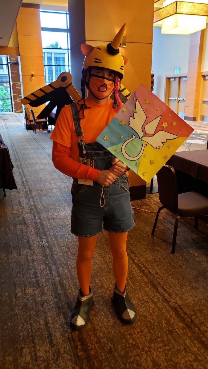 JGIsNotAFox's tweet photo. "Peace with pegasi! Unity with unicorns!"

Sunny Starscout captured at Canterlogic at #EFNW2022 https://t.co/f6yVMgncaO