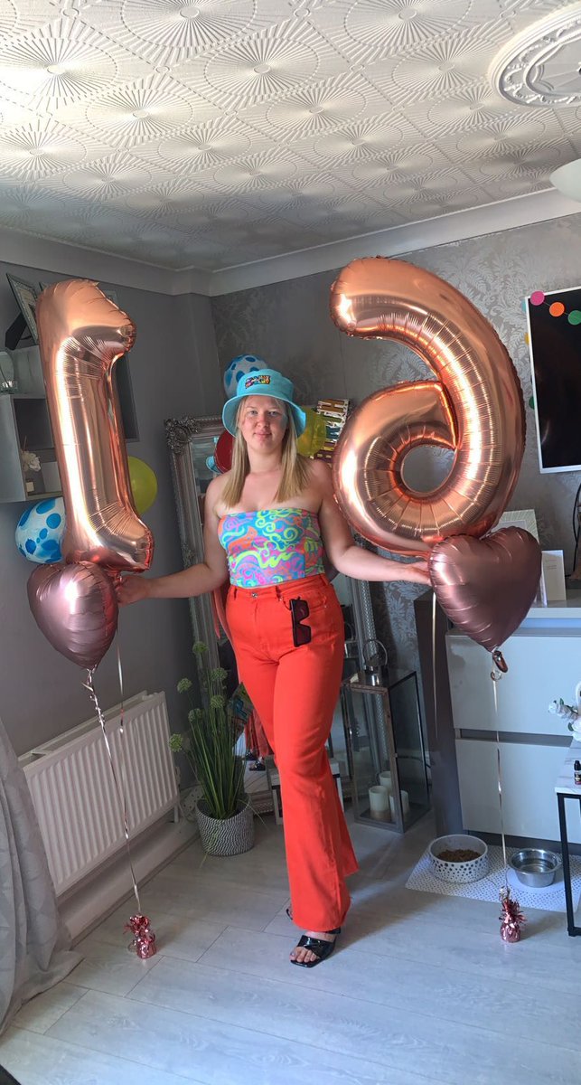JulieRobbo85's tweet photo. Not everyday your last baby turns 16 gingin vest #babygirl #HappyBirthday xxx https://t.co/crVEOMNNEs