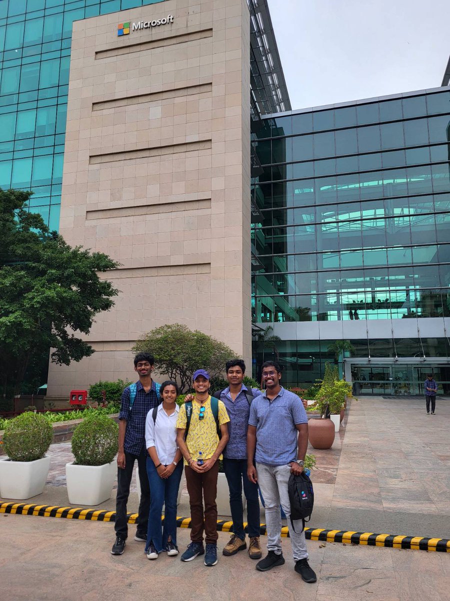 itsvells's tweet photo. A fun-learning day at The Azure DevDay Hyderabad!

Got to know about Microsoft Azure and, had fun networking with very cool people.

Thanks to @hackerabad for organizing this event.

@azdevindia 
#AzureDevDayHyderabad 
#AzureDevDay https://t.co/R0I0O1F7qL