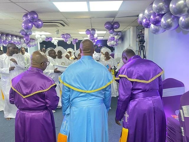 celeheritage's tweet photo. HARVEST OF SOUNDS OF REJOICING💃🏿🎶🙏🏾

#celestialchurchofchristworldwide #ccc #prophetic #thanksgivingservice
#celestialchurchworldwide #celestialchurchofchrist
#church #christianity #cccchoir #sundayservice #cccunite
#weinthecccinspire #omocelenimi
#celestialchurchofchristlondon https://t.co/p0X4YOVrTP