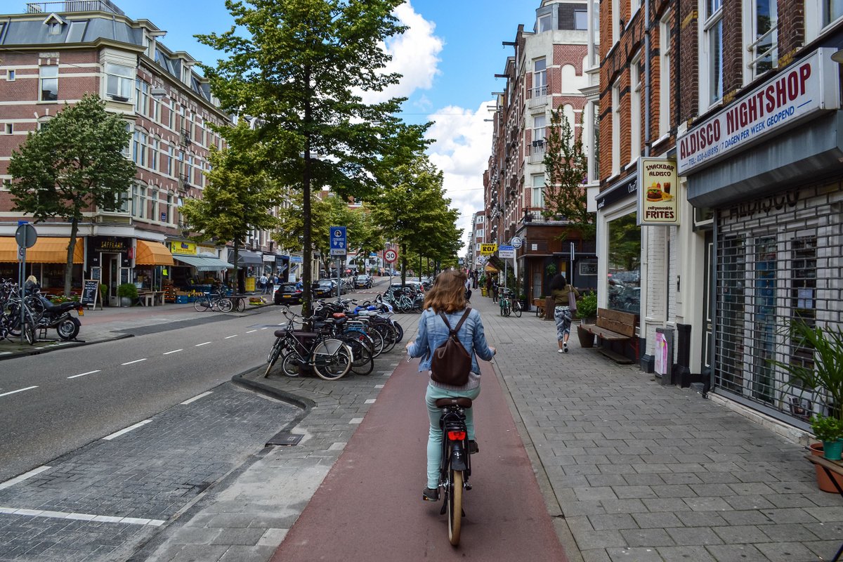Cycling_Embassy's tweet photo. The CROW Design Manual for Bicycle Traffic dictates any successful network must reflect five principles:

Cohesion: https://t.co/Pg6tdR89wa
Directness: https://t.co/4t60DhY1ST
Safety: https://t.co/lZszvhnrEo
Comfort: https://t.co/SMss70cjvD
Attractiveness: https://t.co/k0FexfM3oD https://t.co/xfdPIr9eXi