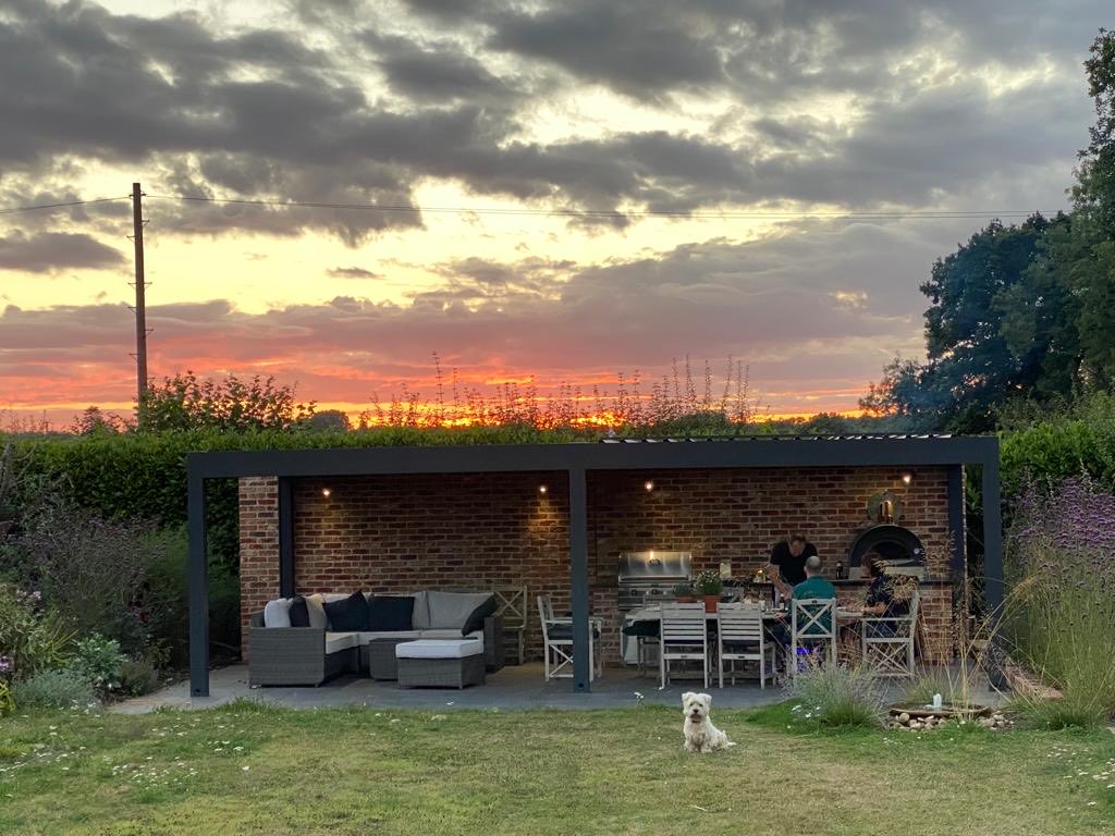 paws4thought4's tweet photo. Last night Baz hosted a party for International Dog Day !!! If you missed Baz-like news he’s been on Instagram @thewestberkshirewestie https://t.co/wXGnYwcSsD